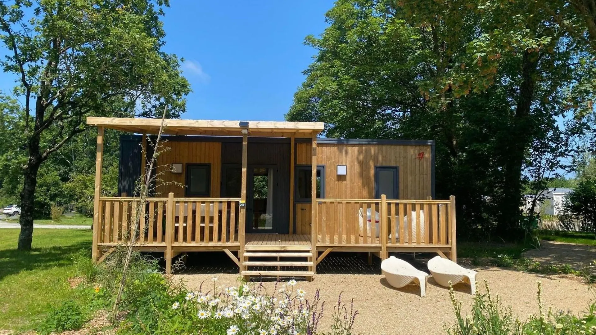 Campsite Le Domaine De Mesqueau Hotel Plougasnou